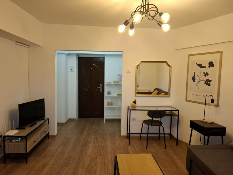 Inchiriere garsonieră, confort 1, etaj 2, în Târgoviște, Calea Bucuresti