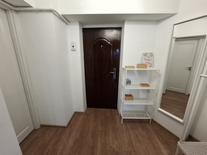 Inchiriere garsonieră, confort 1, etaj 2, în Târgoviște, Calea Bucuresti