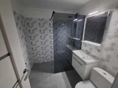 Comision 0 - Apartament 2 cam. decomandat, etaj 3, micro 12, Targoviste