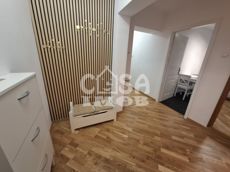 Închiriere apartament 3 camere, Bdul. Independenței, etaj 1, în Târgoviște