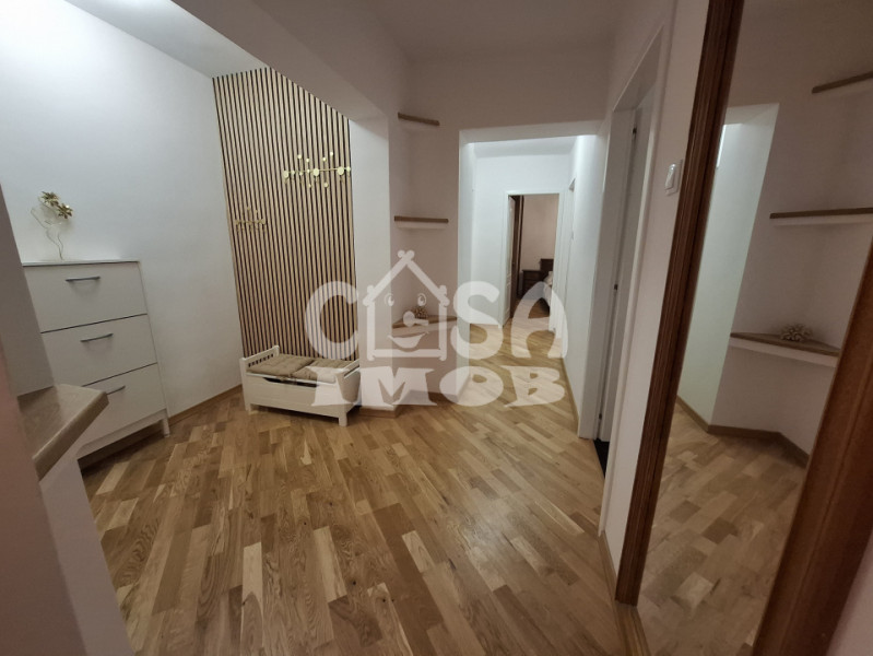Închiriere apartament 3 camere, Bdul. Independenței, etaj 1, în Târgoviște