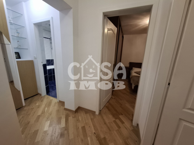Închiriere apartament 3 camere, Bdul. Independenței, etaj 1, în Târgoviște