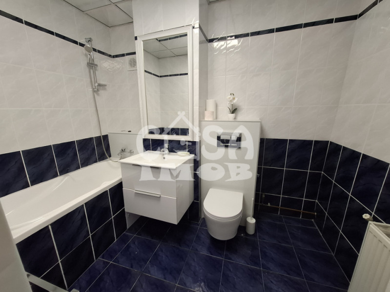 Închiriere apartament 3 camere, Bdul. Independenței, etaj 1, în Târgoviște