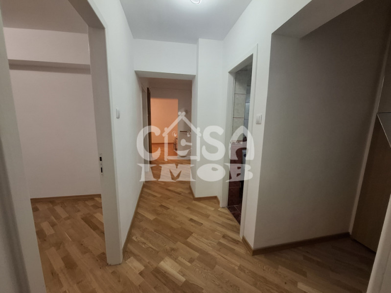Închiriere apartament 3 camere, Bdul. Independenței, etaj 1, în Târgoviște