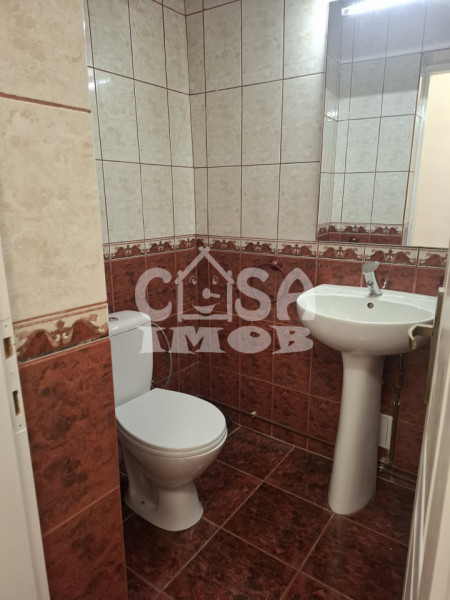 Închiriere apartament 3 camere, Bdul. Independenței, etaj 1, în Târgoviște