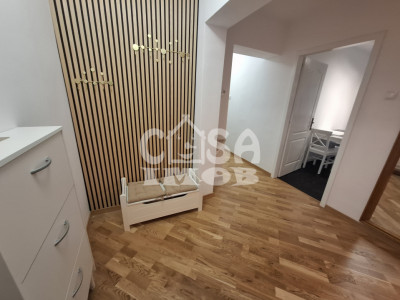 Închiriere apartament 3 camere, Bdul. Independenței, etaj 1, în Târgoviște