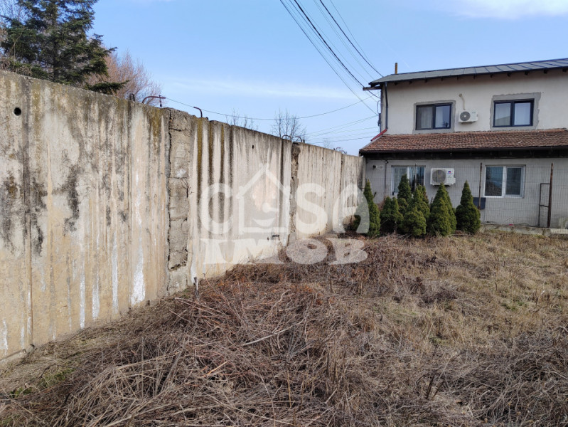 Teren intravilan 672 mp – poziție rară, la poalele Mănăstirii Dealu, Târgoviște.