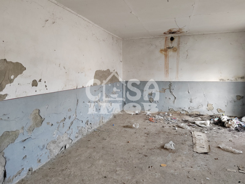 Teren intravilan 672 mp – poziție rară, la poalele Mănăstirii Dealu, Târgoviște.