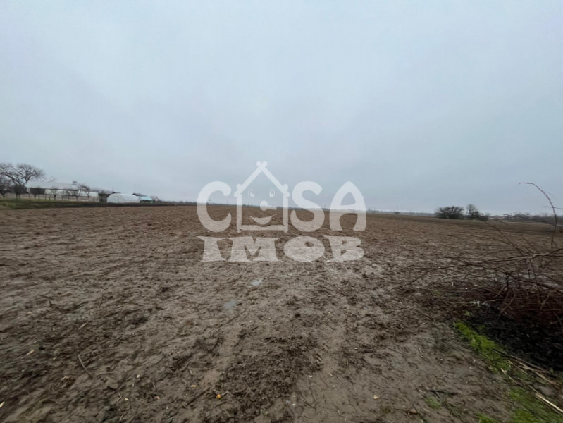 Teren intravilan 1950 mp parcelabil zona case Merii