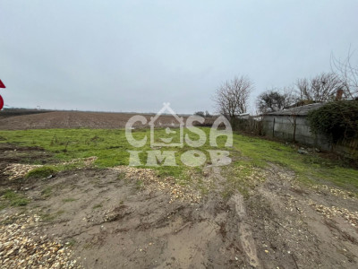 Teren intravilan 1950 mp parcelabil zona case Merii