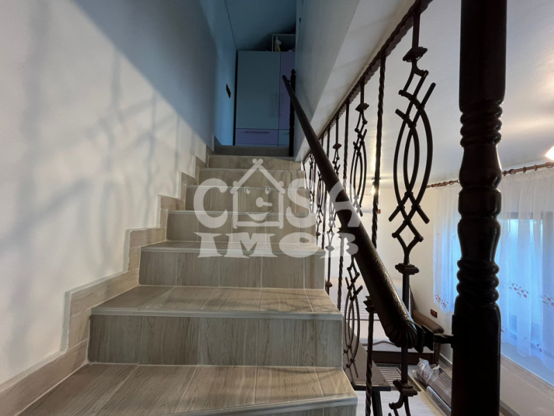 Teren 906 mp parcelabil imprejmuit in cartier exclusivist Racari