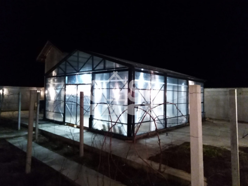 Teren 906 mp parcelabil imprejmuit in cartier exclusivist Racari