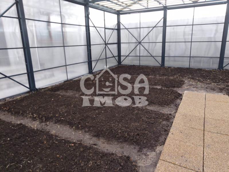 Teren 906 mp parcelabil imprejmuit in cartier exclusivist Racari