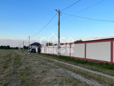 VÂNZARE TEREN INTRAVILAN situat în oraș Răcari, la 35 km de Bucuresti