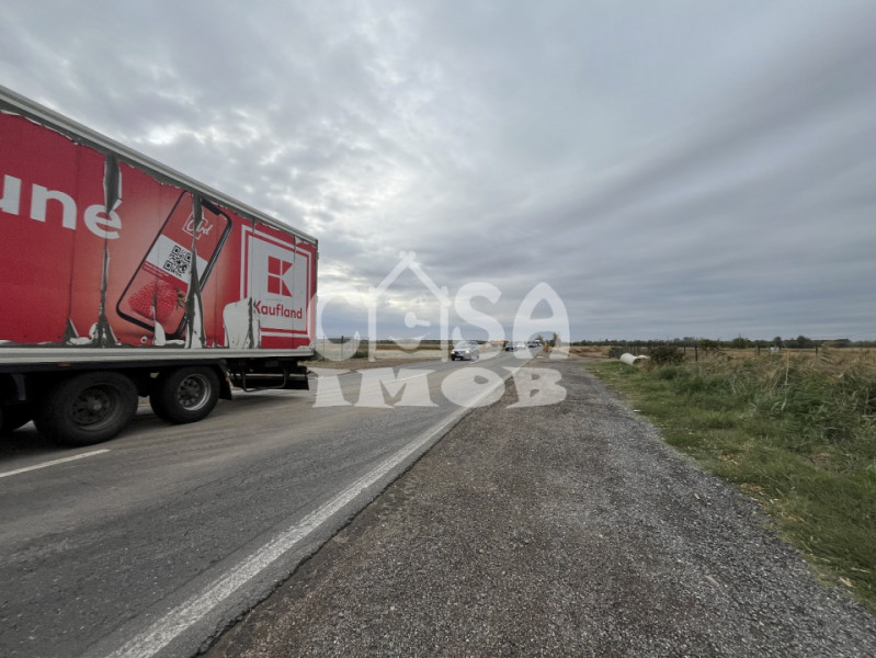 Teren intravilan 15000 mp oportunitate business