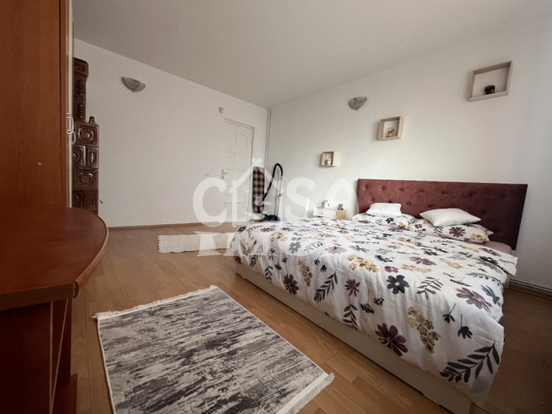 Casa mobilata P+M si utilata cu vedere spre padure