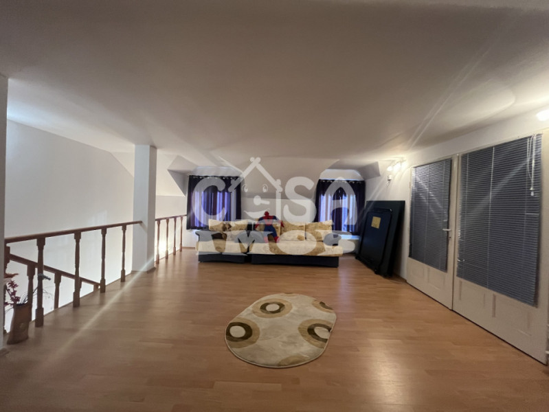 Casa mobilata P+M si utilata cu vedere spre padure