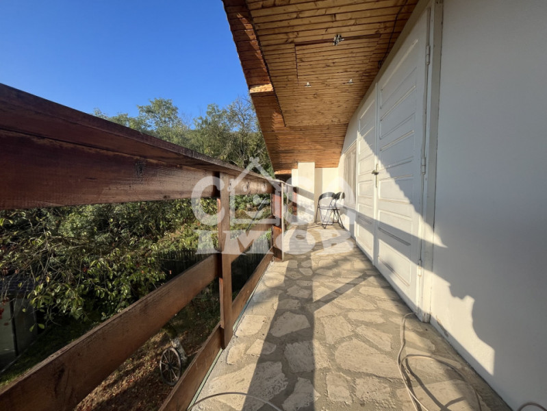 Casa mobilata P+M si utilata cu vedere spre padure