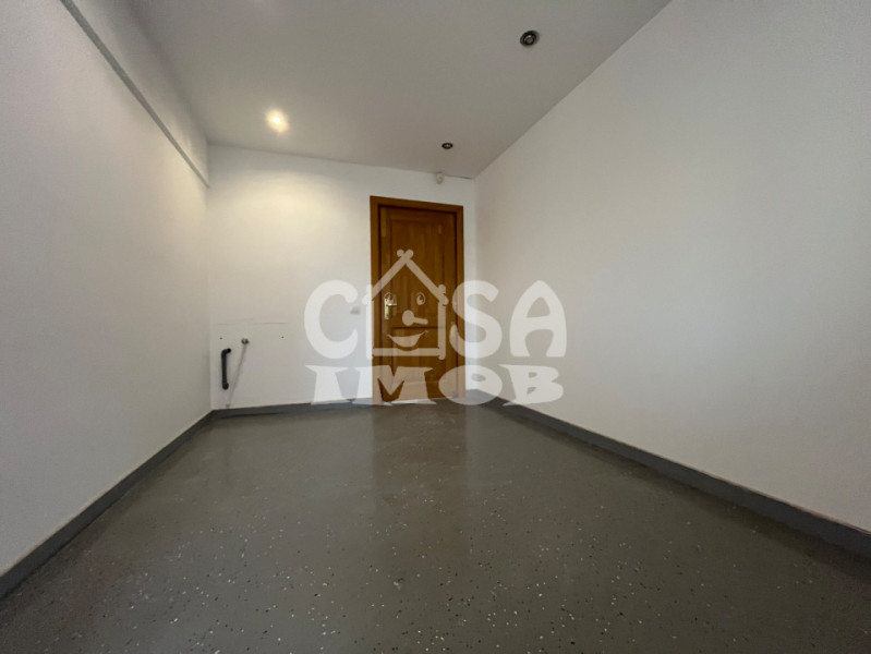 Apartament 4 camere 99 mp utili doar pentru birou Tribunal