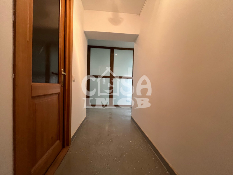 Apartament 4 camere 99 mp utili doar pentru birou Tribunal
