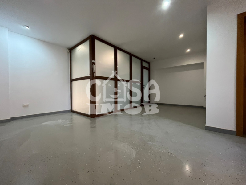 Apartament 4 camere 99 mp utili doar pentru birou Tribunal