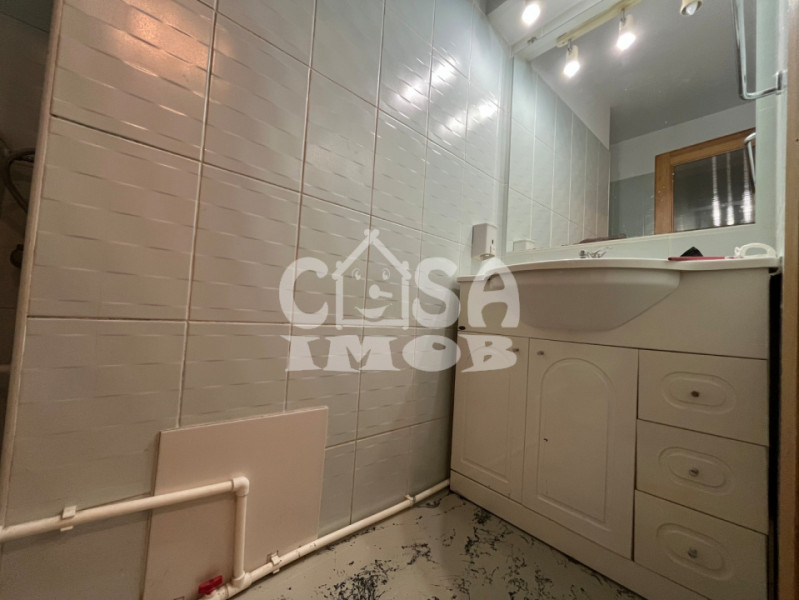 Apartament 4 camere 99 mp utili doar pentru birou Tribunal