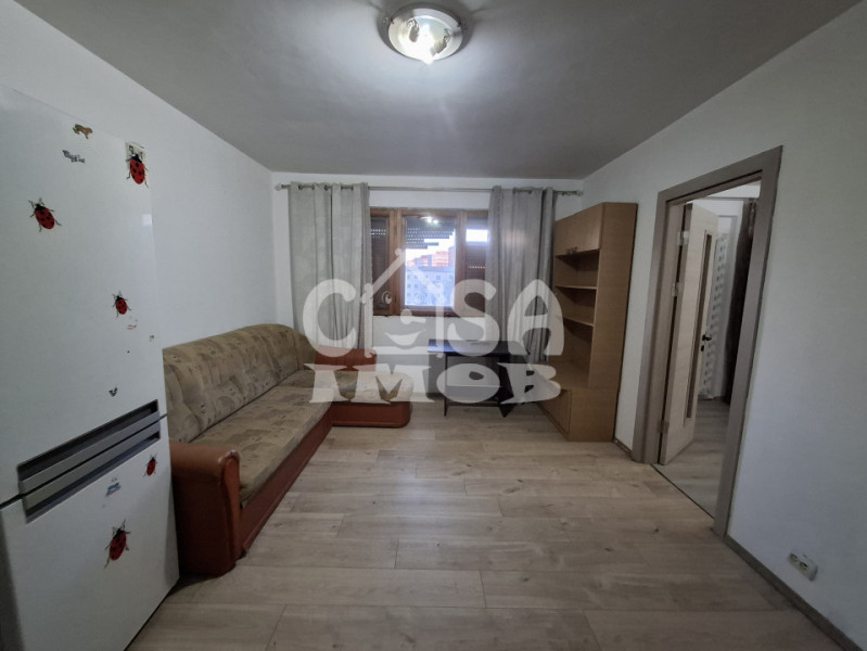 Vânzare apartament 2 camere, confort 2, etaj 4, Micro 6 - Târgoviște