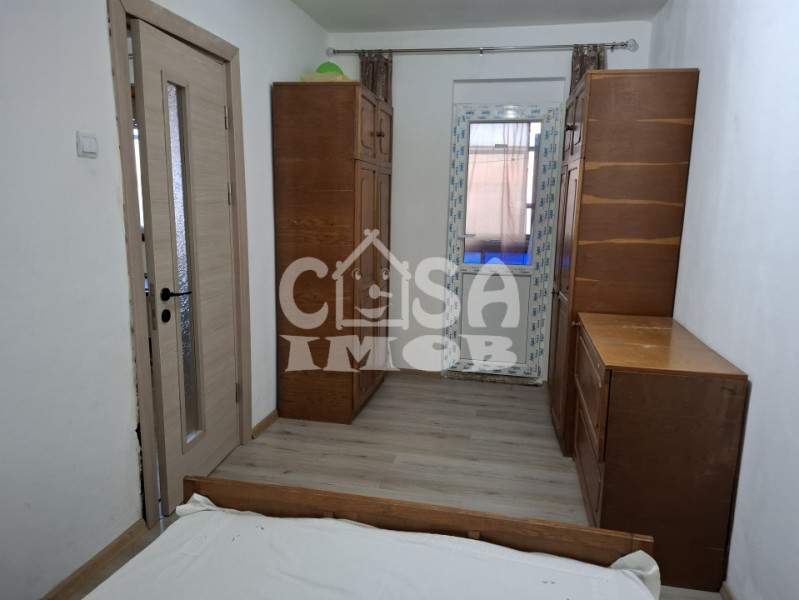 Vânzare apartament 2 camere, confort 2, etaj 4, Micro 6 - Târgoviște