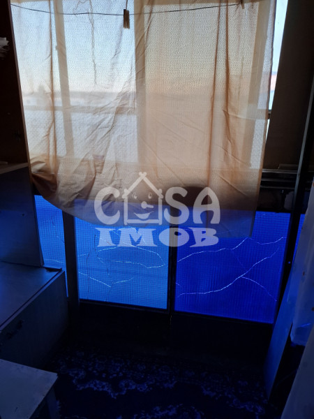 Vânzare apartament 2 camere, confort 2, etaj 4, Micro 6 - Târgoviște