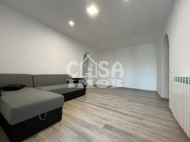 Inchiriere apartament 2 camere semidecomandat Aleea Trandafirilor