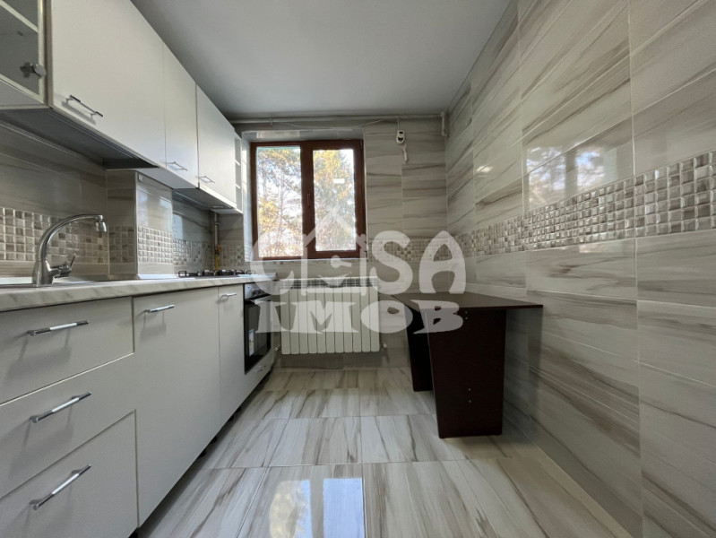 Inchiriere apartament 2 camere semidecomandat Aleea Trandafirilor