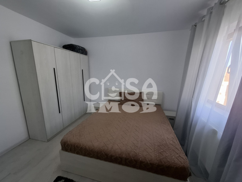Închiriere apartament 3 camere, decomandat, central