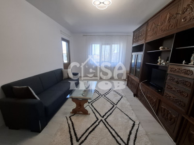 Închiriere apartament 3 camere, decomandat, central