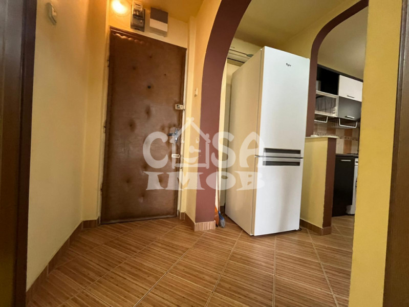 Inchiriere 2 camere cochet in Aleea Trandafirilor 