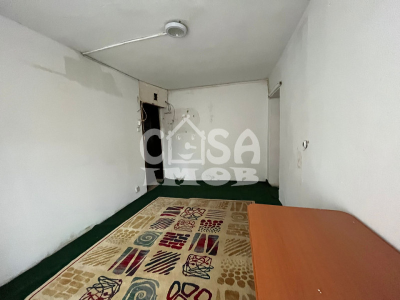 Vanzare apartament Cf III parter 26 mp utili nerenovat Micro 8 