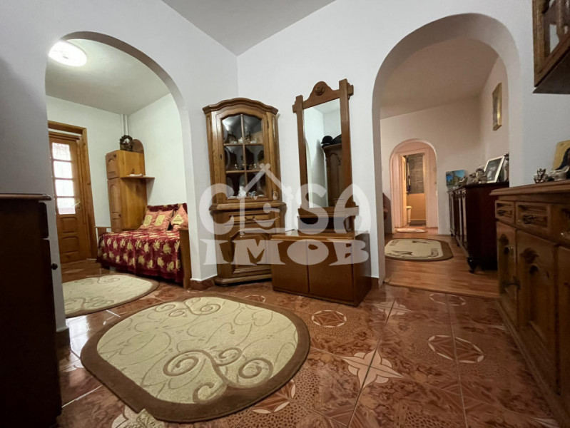 Vanzare 3 camere la parter cu balcon si gradina pe str Ion Vasilescu