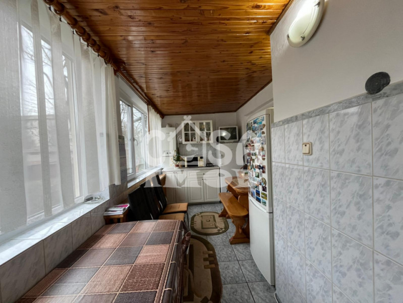 Vanzare 3 camere la parter cu balcon si gradina pe str Ion Vasilescu