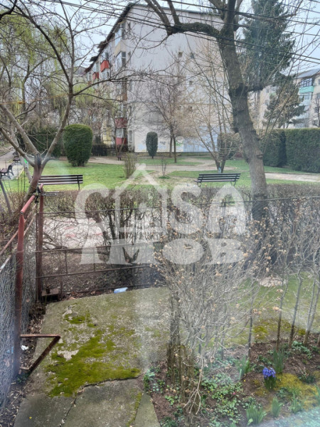Vanzare 3 camere la parter cu balcon si gradina pe str Ion Vasilescu