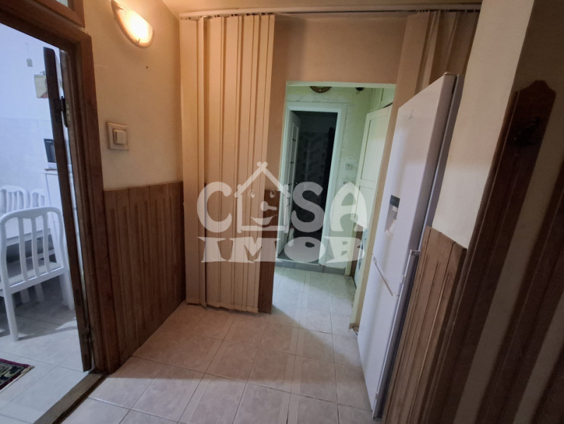 Apartament 2 cam. decomandat, etaj 3, micro 12, Targoviste
