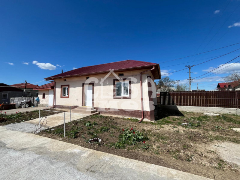 Casa parter + anexa renovata cu teren la strada
