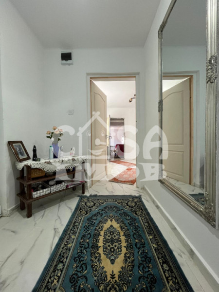 Casa parter + anexa renovata cu teren la strada