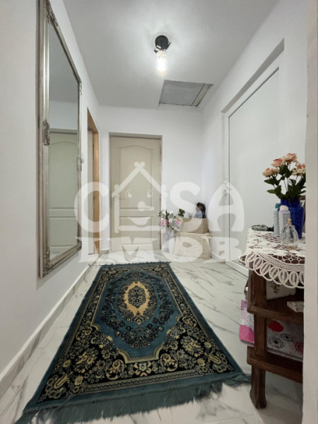 Casa parter + anexa renovata cu teren la strada