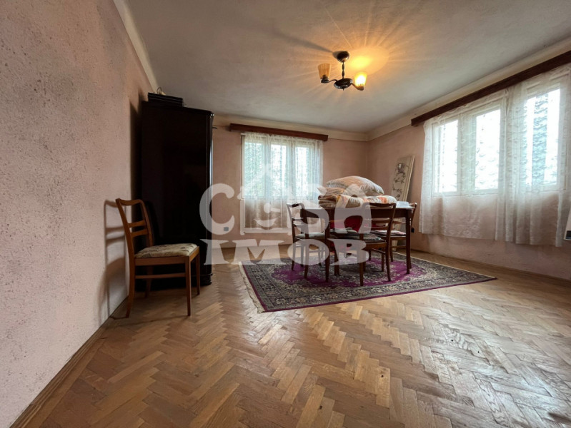 Casa P+1 cu teren 980 mp curte si gradina aproape de gara