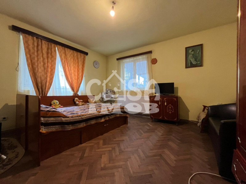 Casa P+1 cu teren 980 mp curte si gradina aproape de gara