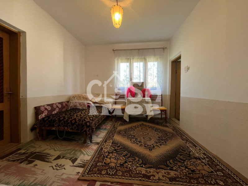 Vanzare 3 corpuri de casă pe același teren - locuinta multifamiliala