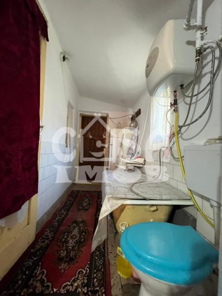 Vanzare 3 corpuri de casă pe același teren - locuinta multifamiliala