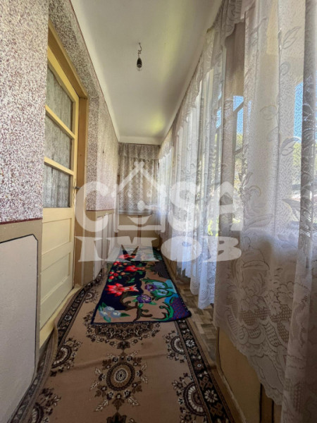 Vanzare 3 corpuri de casă pe același teren - locuinta multifamiliala