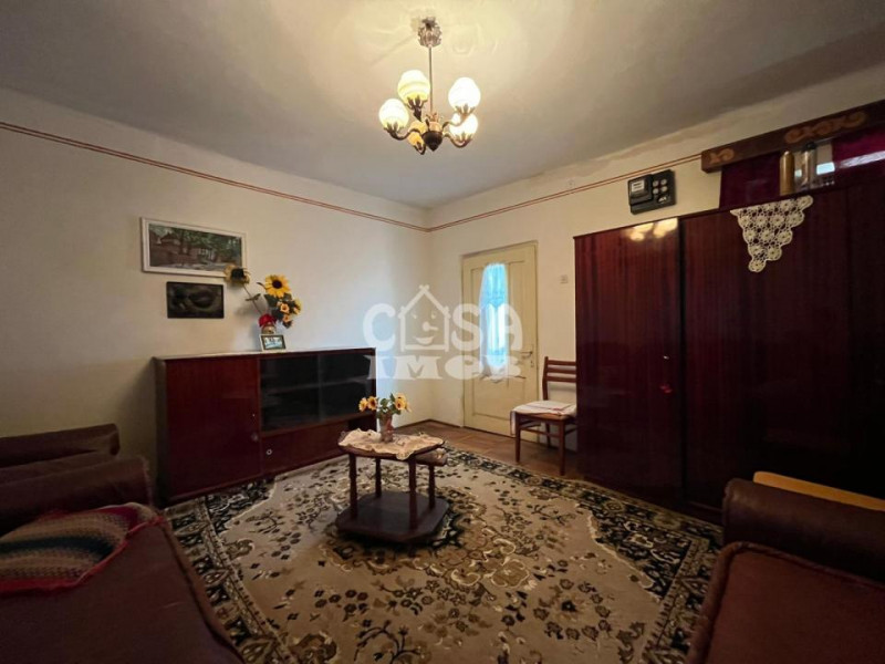 Vânzare casă multifamilială și teren în com.Tătărani - Căprioru, jud. Dâmbovița