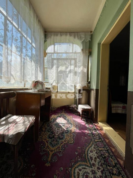 Vânzare casă multifamilială și teren în com.Tătărani - Căprioru, jud. Dâmbovița