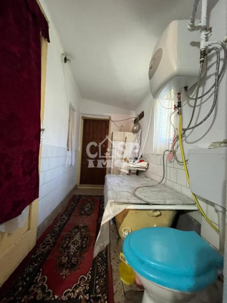 Vânzare casă multifamilială și teren în com.Tătărani - Căprioru, jud. Dâmbovița